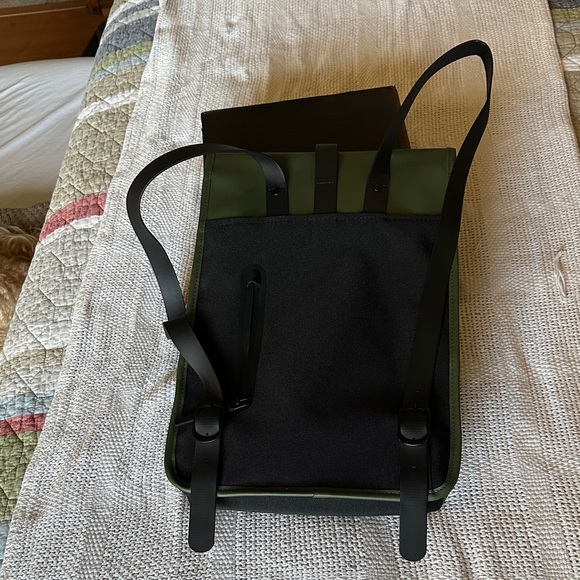 Rains Backpack Mini - Green - Picture 3 of 5